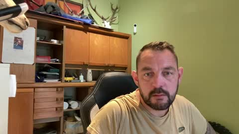 benochau online show from June 24, 2026, 4:11 am