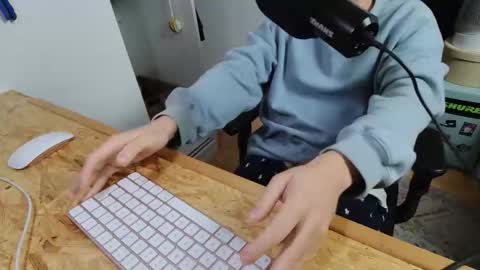 benreich online show from November 10, 2025, 8:08 pm