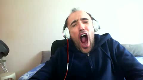 bentish online show from April 1, 2026, 9:32 am