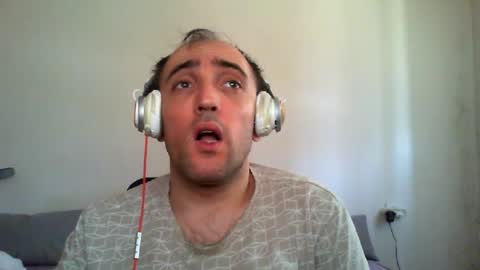 Snapshot of bentish chatting on June 23, 2026, 11:19 am bentish online show from June 23, 2026, 11:19 am