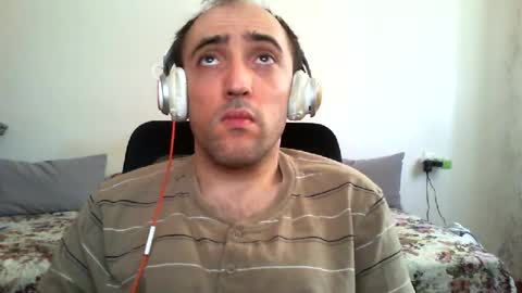 Snapshot of bentish chatting on July 10, 2026, 8:29 am bentish online show from July 10, 2026, 8:29 am