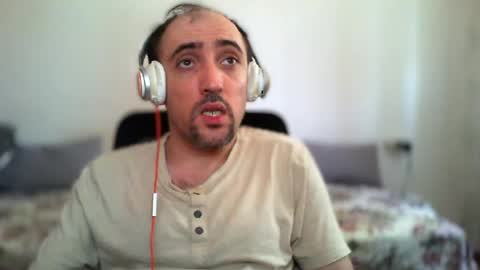 Snapshot of bentish chatting on July 18, 2026, 8:18 am bentish online show from July 18, 2026, 8:18 am