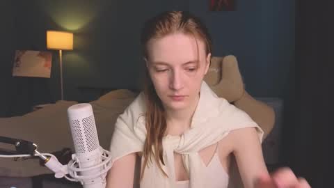 Snapshot of benty_bunny chatting on October 15, 2025, 10:26 am Alice online show from October 15, 2025, 10:26 am