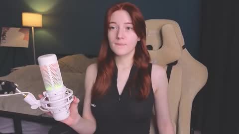 Snapshot of benty_bunny chatting on October 24, 2025, 10:22 am Alice online show from October 24, 2025, 10:22 am