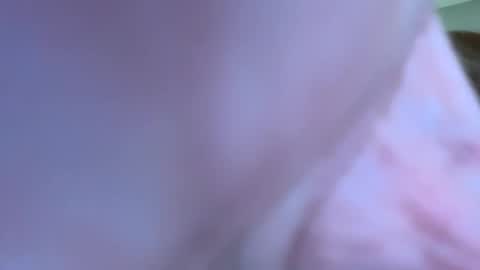 Snapshot of benz10001 chatting on December 4, 2024, 4:10 am benz10001 online show from December 4, 2024, 4:10 am