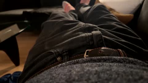 Snapshot of benz10001 chatting on March 12, 2025, 11:01 pm benz10001 online show from March 12, 2025, 11:01 pm