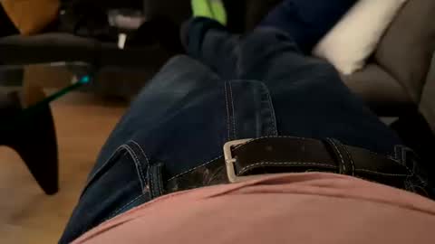 Snapshot of benz10001 chatting on October 14, 2025, 2:12 am benz10001 online show from October 14, 2025, 2:12 am