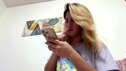 berechucky online show from January 16, 2026, 2:15 am