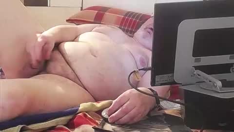 berlinerbaer1963 online show from September 13, 2025, 4:51 pm