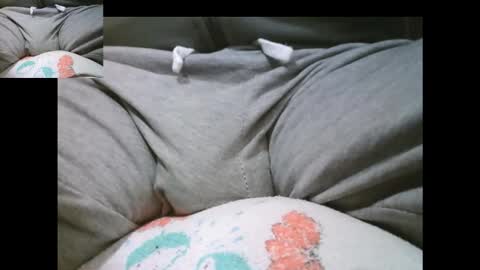 bernardo1968 online show from November 16, 2025, 4:12 pm