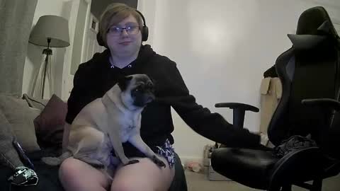 Snapshot of berri_boo chatting on December 6, 2024, 4:38 pm Calico online show from December 6, 2024, 4:38 pm