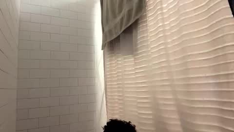 berriess_ online show from April 29, 2026, 11:58 am