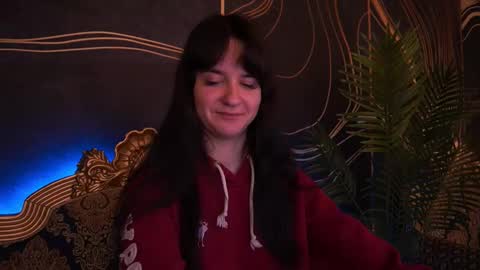 Violette online show from December 2, 2025, 9:32 pm