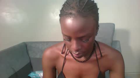 Juicey online show from October 29, 2025, 6:15 am