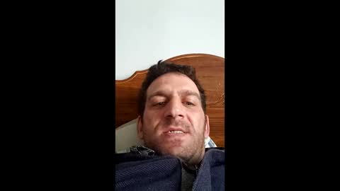 bertpace9296 online show from April 30, 2026, 10:03 pm