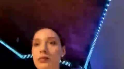 Snapshot of bessiemaben chatting on March 31, 2026, 11:54 am bessiemaben online show from March 31, 2026, 11:54 am