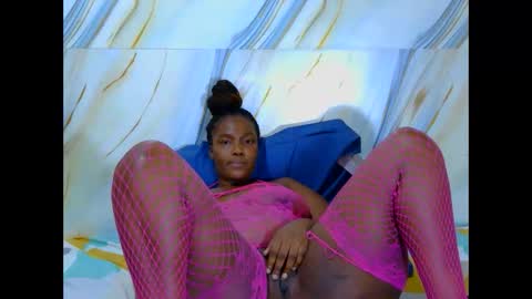 Snapshot of best_frnd chatting on November 11, 2025, 12:21 am best_frnd online show from November 11, 2025, 12:21 am