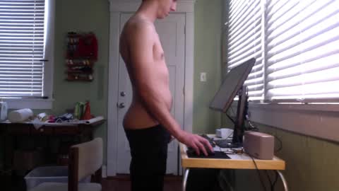 Snapshot of best_triam chatting on February 16, 2025, 7:49 pm best_triam online show from February 16, 2025, 7:49 pm