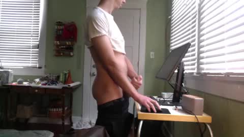 Snapshot of best_triam chatting on February 27, 2025, 4:21 pm best_triam online show from February 27, 2025, 4:21 pm