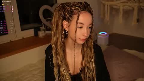 Emely online show from January 14, 2026, 3:12 am