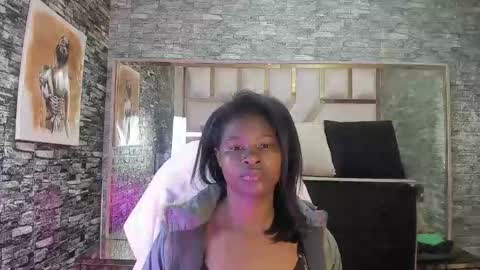 Snapshot of betany_grey chatting on February 27, 2026, 5:07 am Betaby grey online show from February 27, 2026, 5:07 am