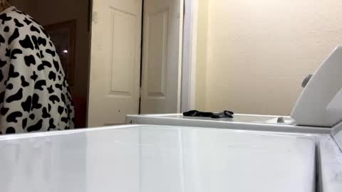 Bethanytakesitt online show from January 17, 2025, 9:06 am