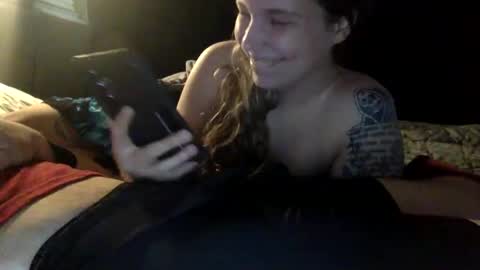 Snapshot of betterwhenitsrough69 chatting on April 13, 2026, 1:44 am betterwhenitsrough69 online show from April 13, 2026, 1:44 am