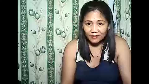 betty_83 online show from December 25, 2024, 3:38 pm