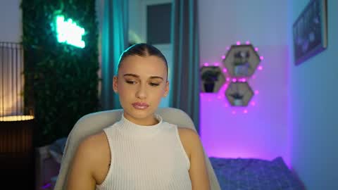 Betty Grey online show from September 20, 2025, 6:31 pm
