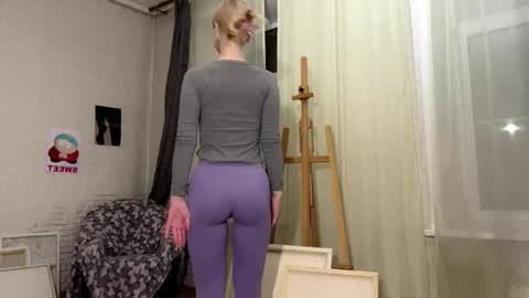 Hinata online show from February 22, 2026, 11:20 am