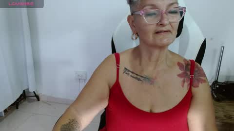 Snapshot of bety_cum3 chatting on May 10, 2026, 4:12 pm bibiana online show from May 10, 2026, 4:12 pm