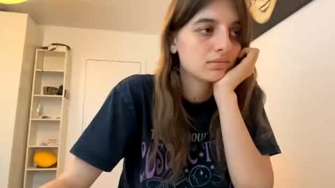 Lina online show from July 18, 2026, 5:17 pm