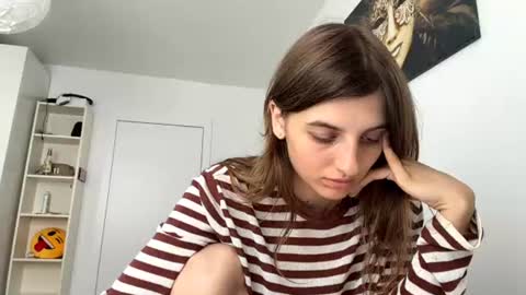 Lina online show from July 26, 2026, 4:14 pm