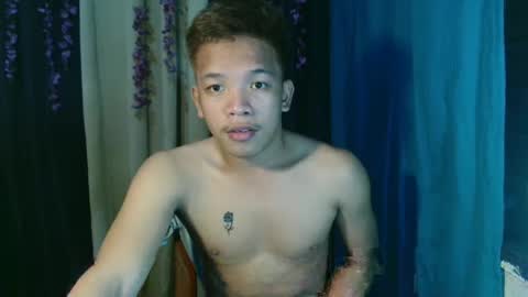 Snapshot of bexyourxman chatting on January 16, 2025, 11:37 am Adrian online show from January 16, 2025, 11:37 am