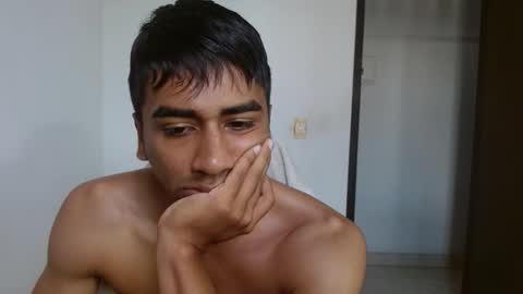 Snapshot of bfernando_05 chatting on January 5, 2026, 7:17 pm BAYRON online show from January 5, 2026, 7:17 pm