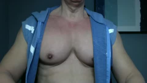 BGDKMUSCLEGUY - SELECTED BY CHATURBATE AS A TOP BROADCASTER FOR 2023 online show from January 20, 2025, 6:43 pm