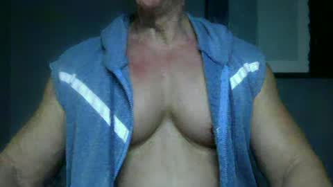 BGDKMUSCLEGUY - SELECTED BY CHATURBATE AS A TOP BROADCASTER FOR 2023 online show from January 22, 2025, 2:04 am