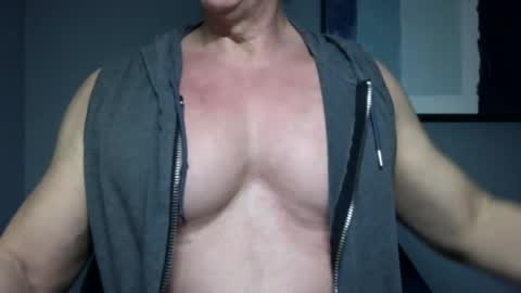 BGDKMUSCLEGUY - SELECTED BY CHATURBATE AS A TOP BROADCASTER FOR 2023 online show from March 6, 2025, 5:24 am