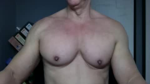 BGDKMUSCLEGUY - SELECTED BY CHATURBATE AS A TOP BROADCASTER FOR 2023 online show from October 20, 2025, 4:51 pm
