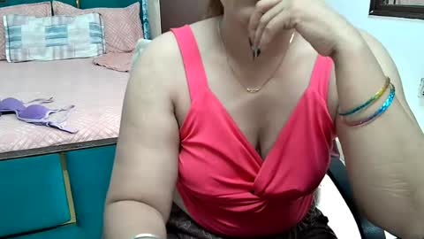 bhabhi_lovely online show from August 3, 2026, 3:49 am