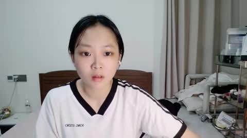 bhchenxiaoqing online show from July 6, 2026, 4:53 pm