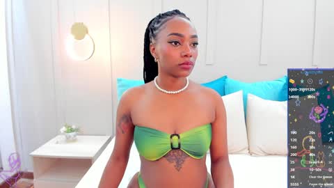 Snapshot of bhritany_brow chatting on February 2, 2025, 9:23 pm Bhri online show from February 2, 2025, 9:23 pm