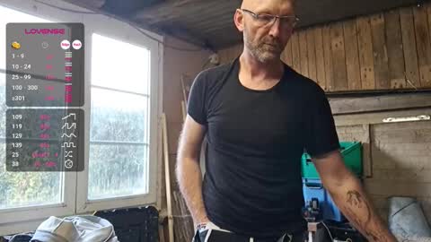 Snapshot of bi_french69 chatting on October 27, 2025, 9:02 am My name is David and if you like public exhibitions you wont be disappointed with me LoL - My favorite vibes is 44 online show from October 27, 2025, 9:02 am