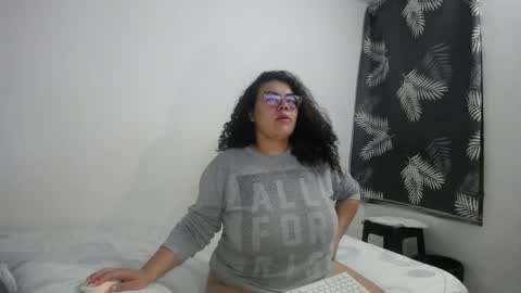 Bianca Tuesday to Sunday from 2am to 6am UTC-5 online show from April 11, 2026, 9:46 am