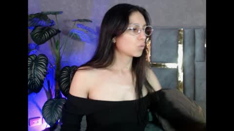 Bianca online show from September 30, 2025, 3:11 am