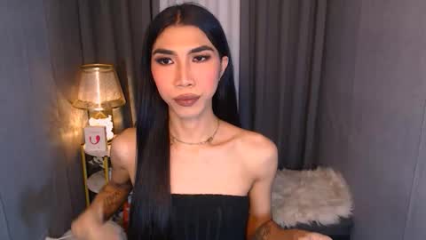 Snapshot of biancahugedick chatting on February 17, 2026, 6:43 am biancahugedick online show from February 17, 2026, 6:43 am