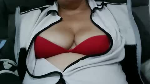 biancasteel online show from January 7, 2026, 12:51 pm