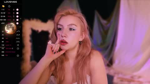 bibi_iva online show from November 11, 2025, 11:54 am