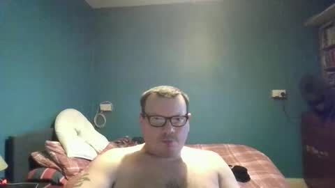 Snapshot of bidan1986 chatting on February 16, 2025, 2:00 pm bigdan1986 online show from February 16, 2025, 2:00 pm