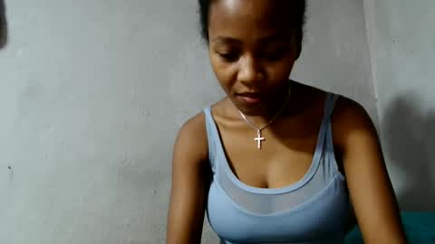 bienvenue987832 online show from May 31, 2026, 5:04 am